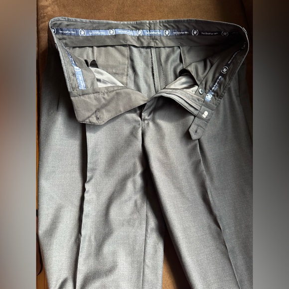 Hart Schaffner Marx Charcoal Gray Pleated Front Deep Pockets Dress Pants Sz 34. - Picture 10 of 15